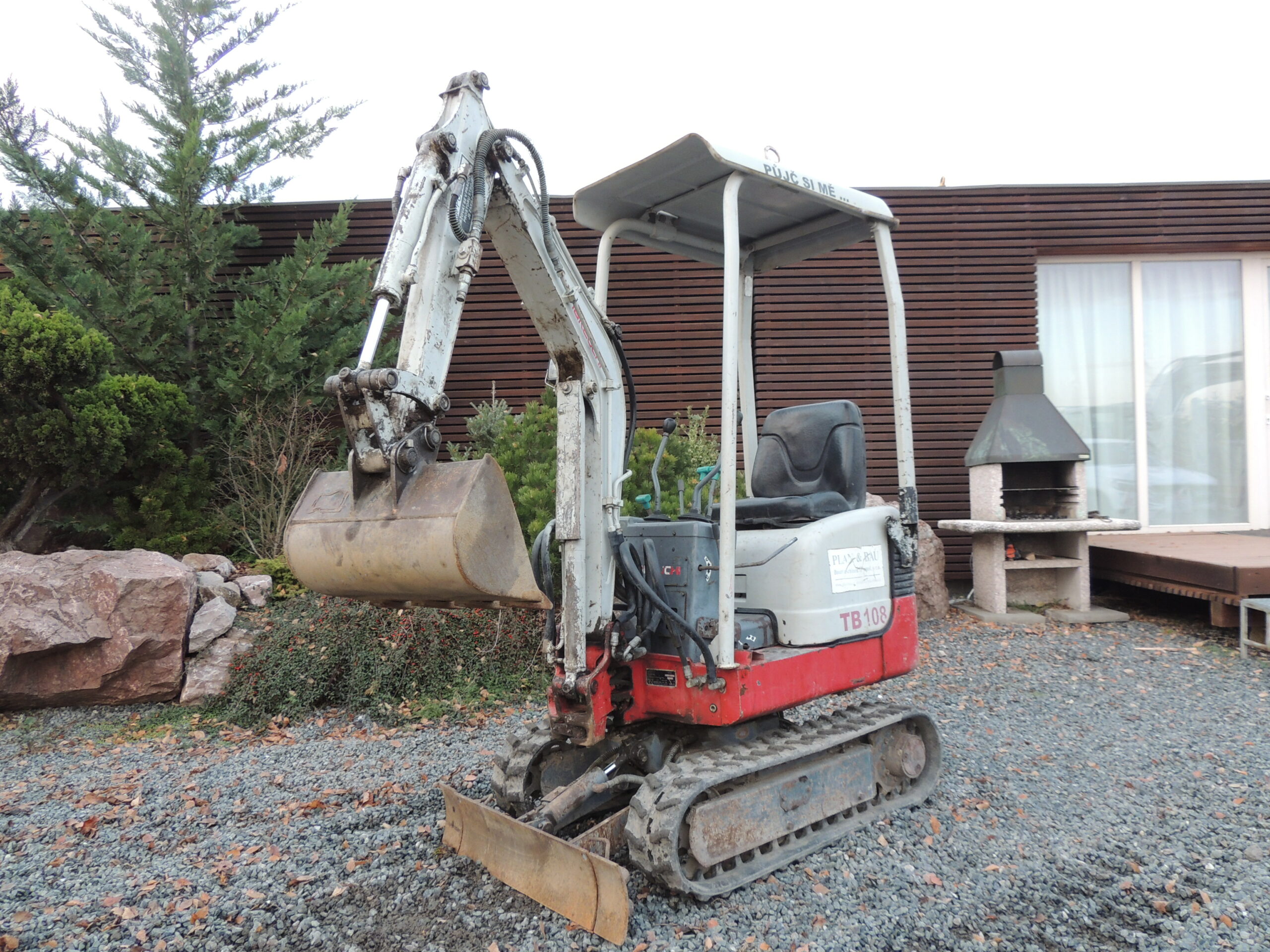 TAKEUCHI výhradní zastoupení TAKEUCHI v ČR